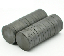 Load image into Gallery viewer, 25 x 4mm Ferrite Disc Magnets - Pack of 50/100/200 - Magneticks
