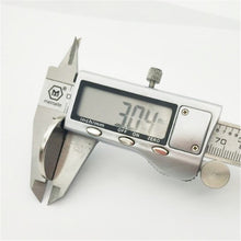 Load image into Gallery viewer, 30 x 3mm Neodymium Disc Magnets - Pack of 3/5/10 - Magneticks