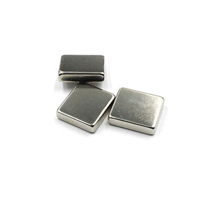 10 x 10 x 1.5mm Neodymium Block Magnets - Pack of 50/100/200 - Magneticks