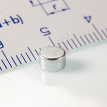 Load image into Gallery viewer, 5 x 3mm Neodymium Disc Magnets - Magneticks
